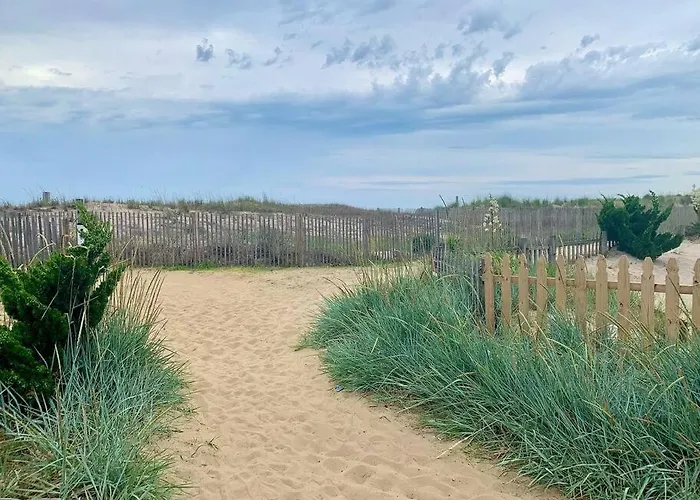 Cozy Steps From The Ocean And Seacrets